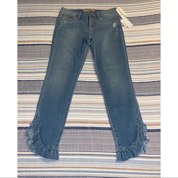 NWT Joe’s Jeans THE ICON Mid Rise Skinny Ankle with Cute Ruffle - Picture 1 of 5